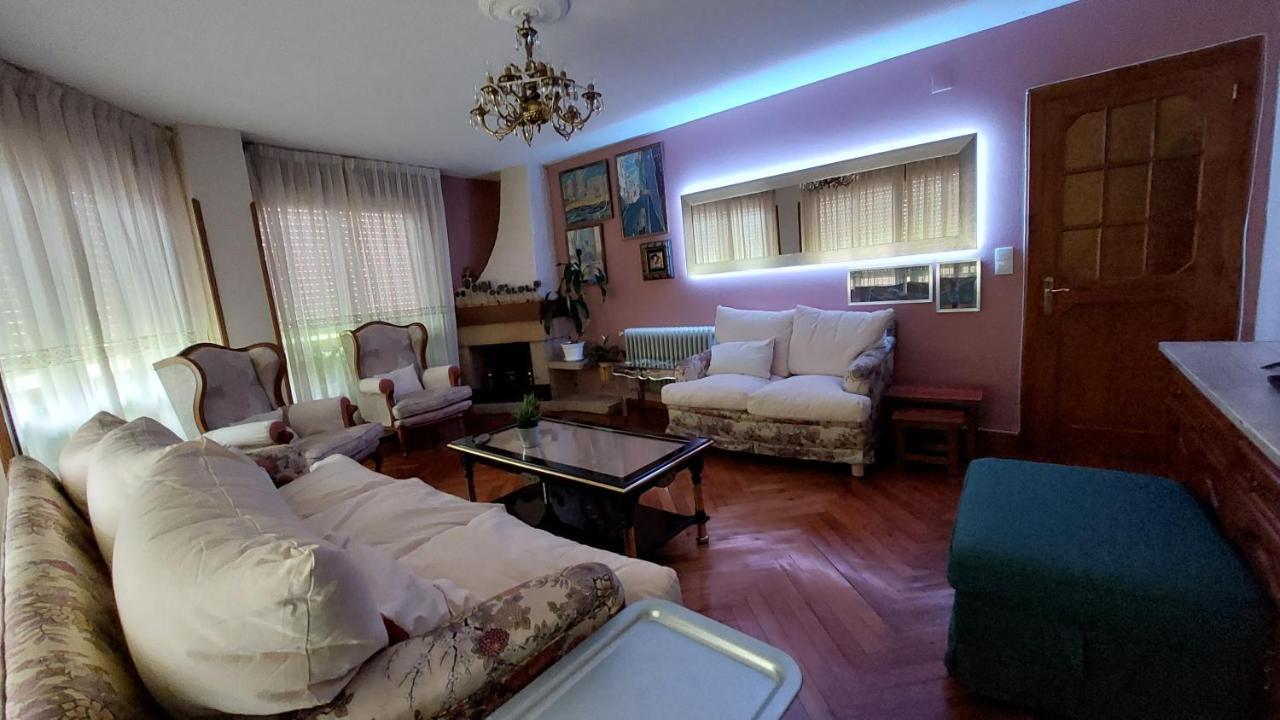 Villa Isabel 2 Llaves Arriondas Kültér fotó